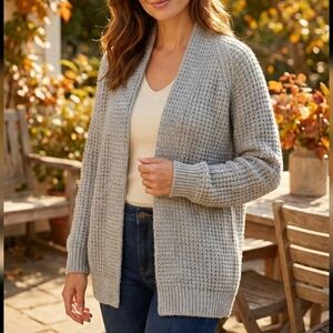 GAP M/L Thick Heavy Grey Knot Cardigan EUC